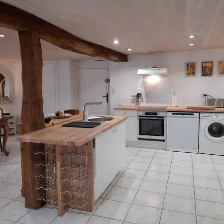 Casa vacanze La Remise A Caleches / The Carriage House