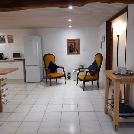 La Remise A Caleches / The Carriage House Casa vacanze *
